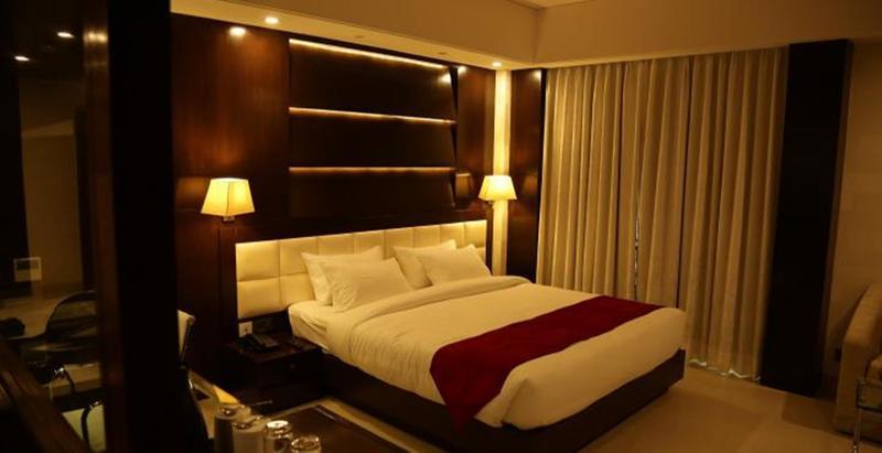 Kings Forth Hotels Neu-Delhi Exterior foto